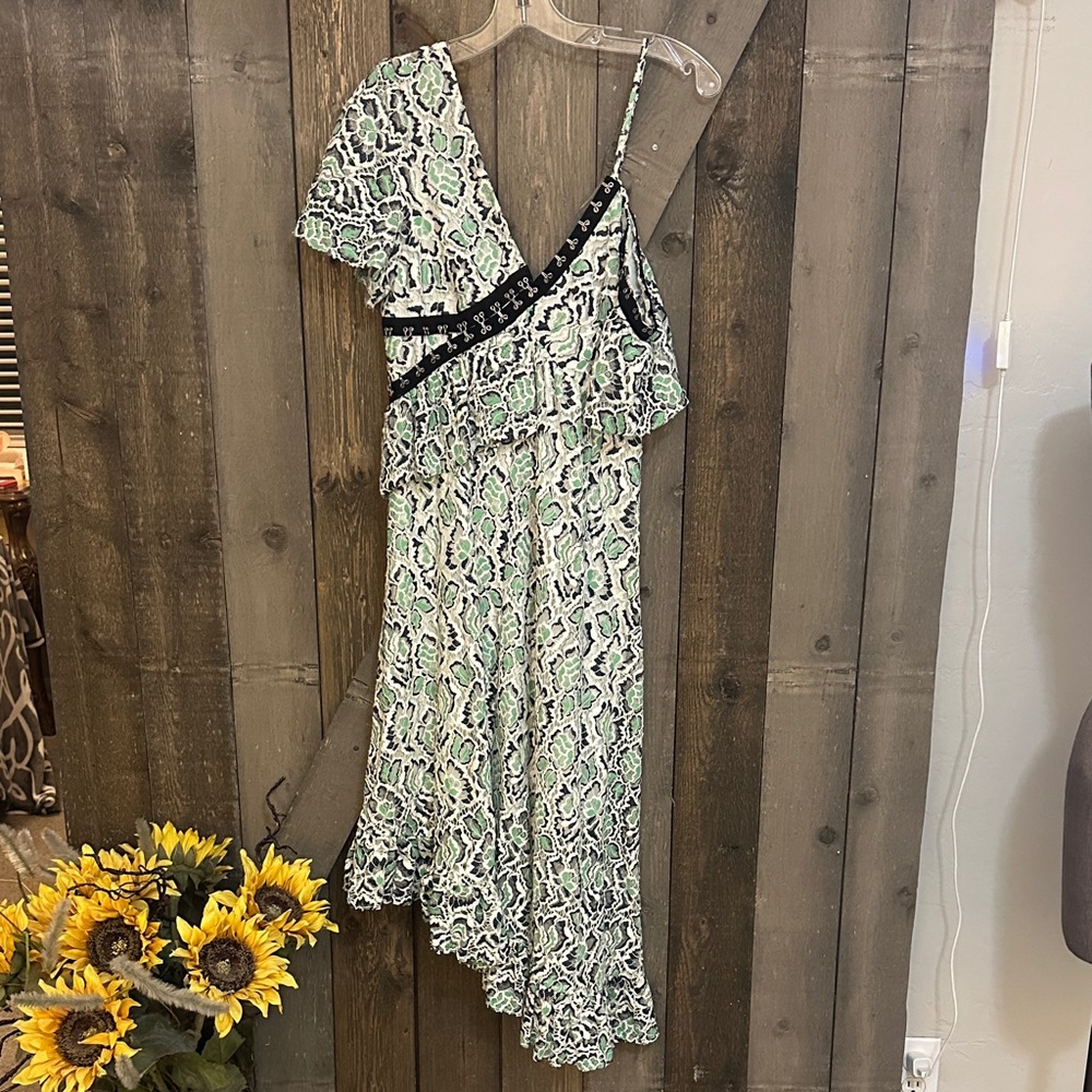 ASOS Green & White Lace OneShoulder Asymmetrical Midi Dress